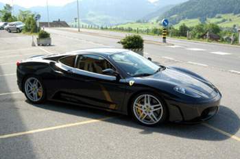 Ferrari-f430-schwarz-carcult-1