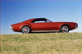 Oldmobile-toronado-07