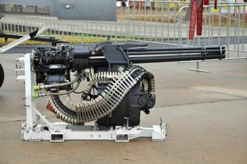 M61-vulcan-nose-mounted-6-barreled-gatling-cannon-11472816163