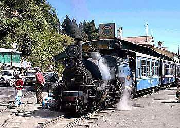 Darjeelingtoytrain