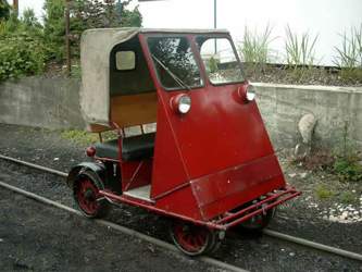 Nebenfahrzeuge-motordraisine