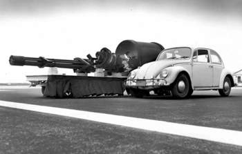 Gau-8-meets-vw-type-1
