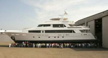 40-metre-series-super-yacht-hull-no-12-by-westport-at-launch-665x360
