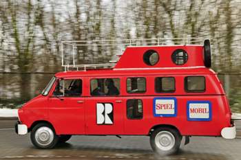 Opel-blitz-das-feuerrote-spielmobil