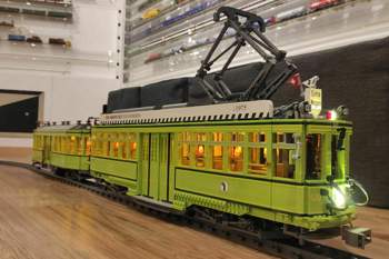 Lego-moc-tram-schweiz-1-andi