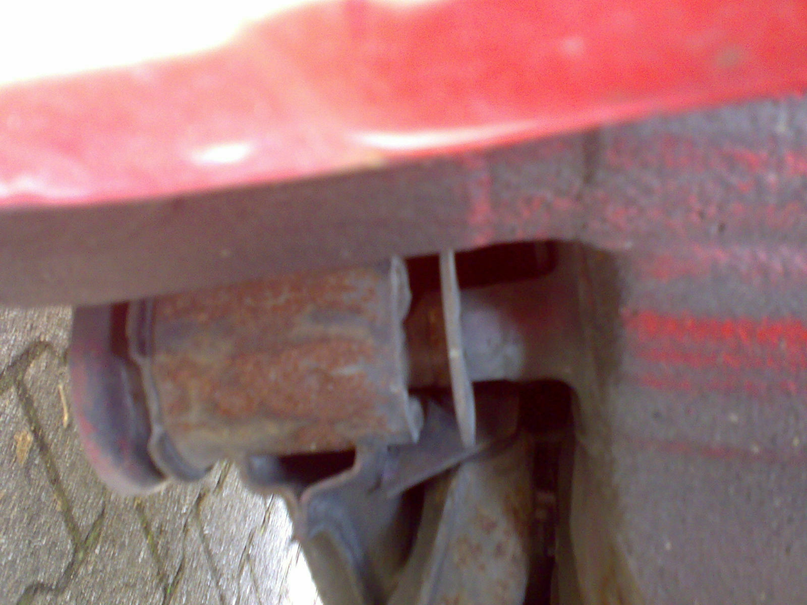 Tonnenlager defekt/Rost hinterachsträger