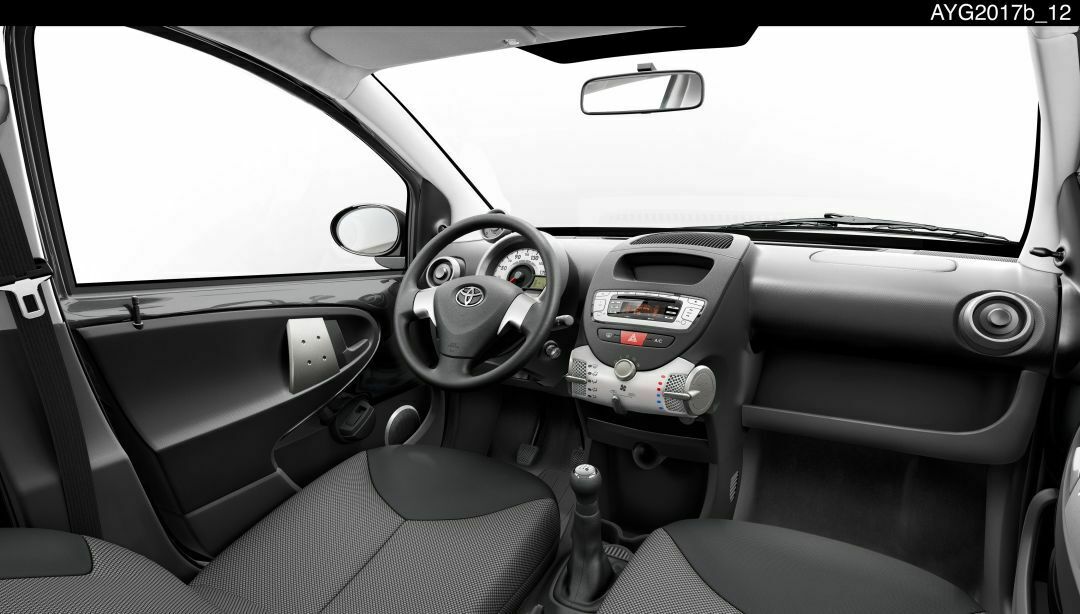 Toyota Aygo Cockpit