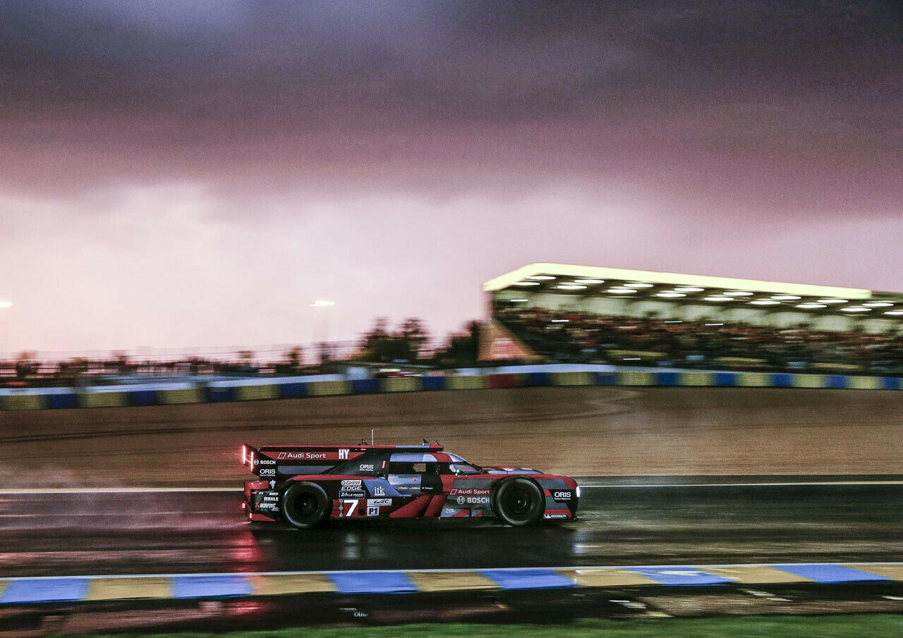 Das 24-Stunden-Rennen von LeMans ist gestartet