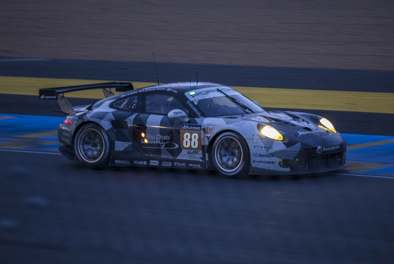 LeMans in der Dämmerung