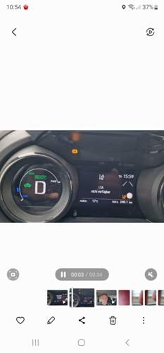 Yaris Hybrid Fehleranzeige im Display