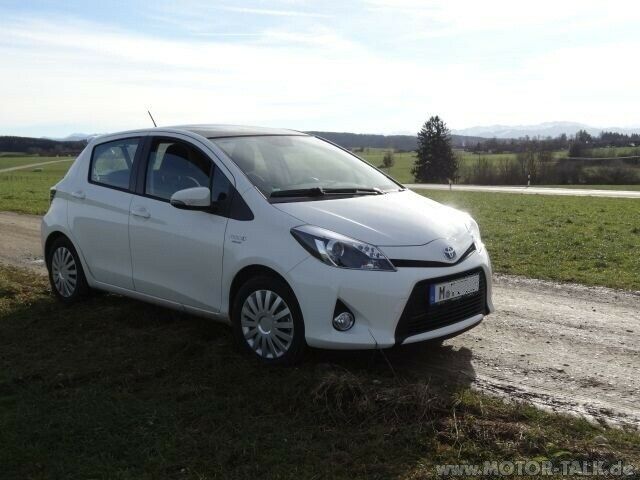 Toyota Yaris XP13 1.5 Hybrid Test