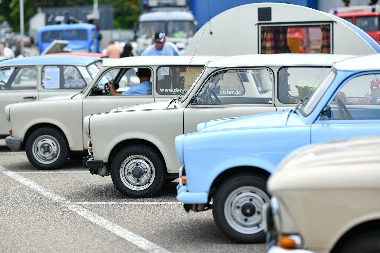 Ostalgie - heute sind fast alle Trabis und Wartburgs Oldtimer