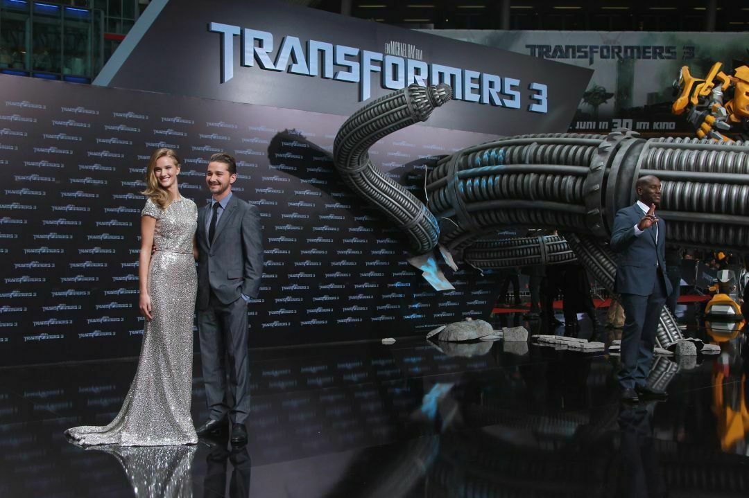 Hauptdarsteller bei der Berlin-Premiere. Das Kleid war schön.