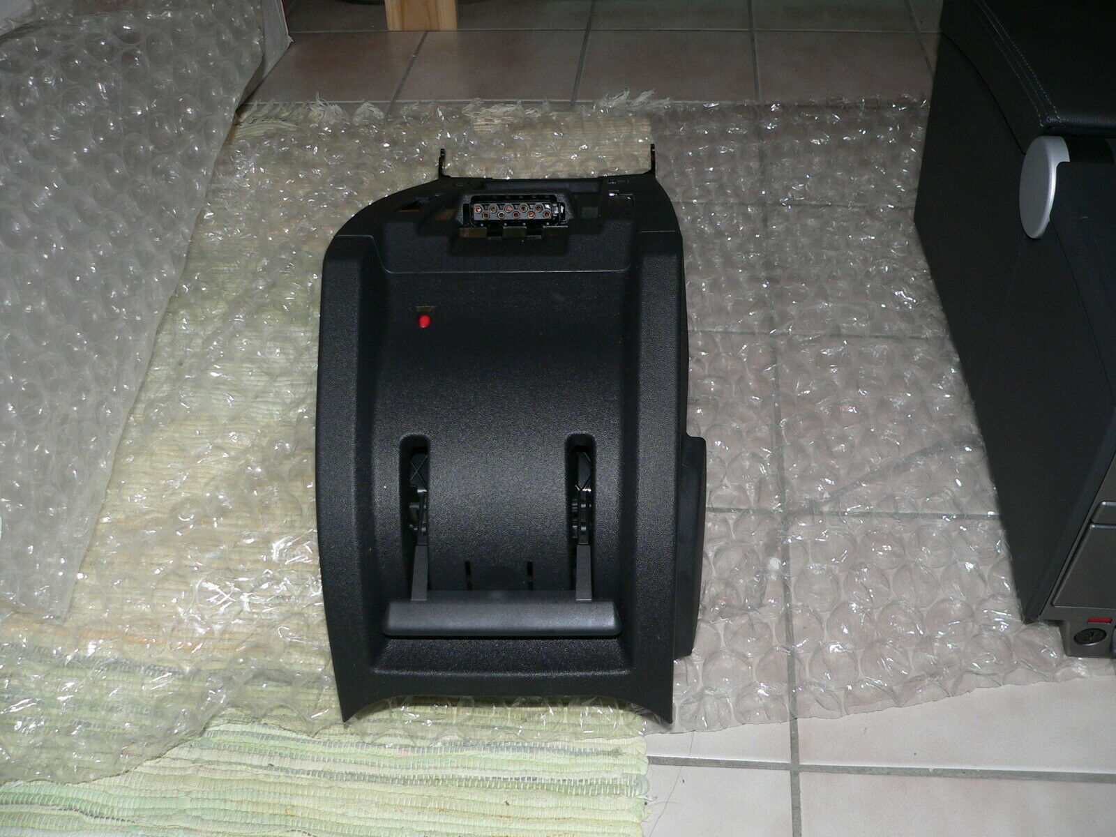 Travel-Assistant in Vectra C (brauche Infos/Fotos)
