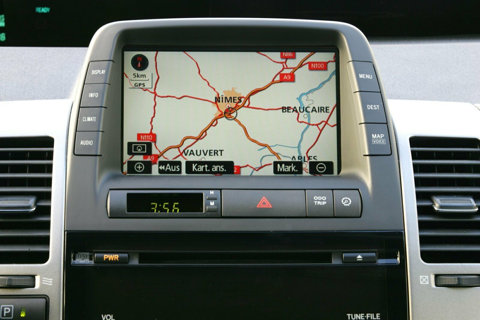 Travel-Pakete für Yaris, Prius und Corolla Verso