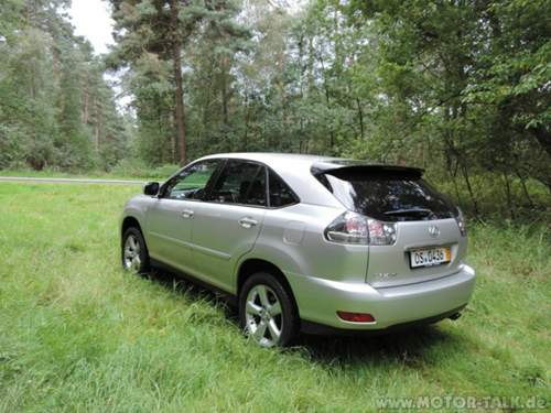 Lexus-rx300-2