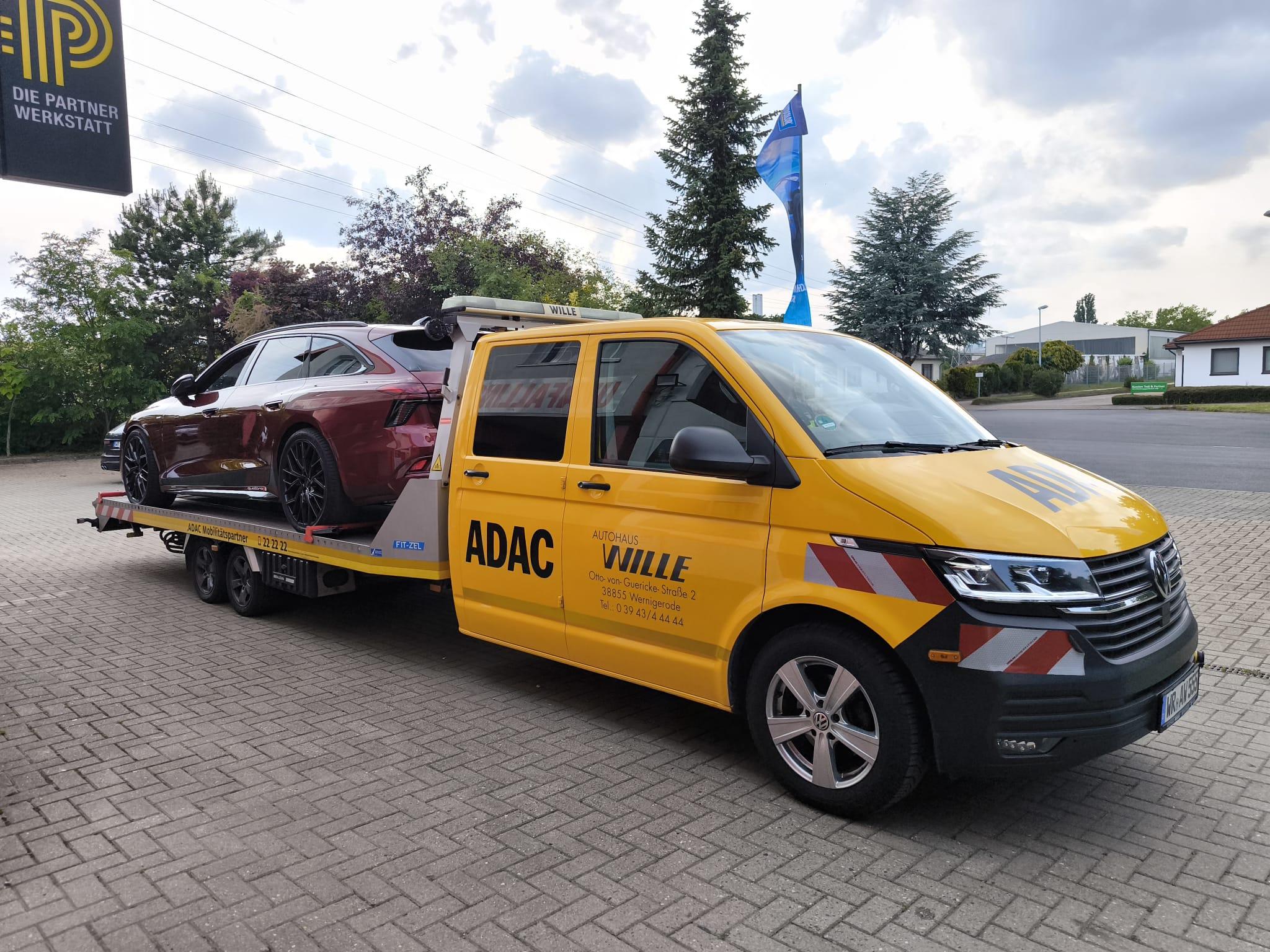 Türen ziehen sich nicht automatisch ran!