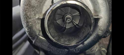 Vergasserseitiger Einblick Turbo