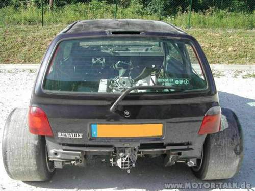 S7-apres-la-205-supra-voila-la-renault-twingo-v8-69933