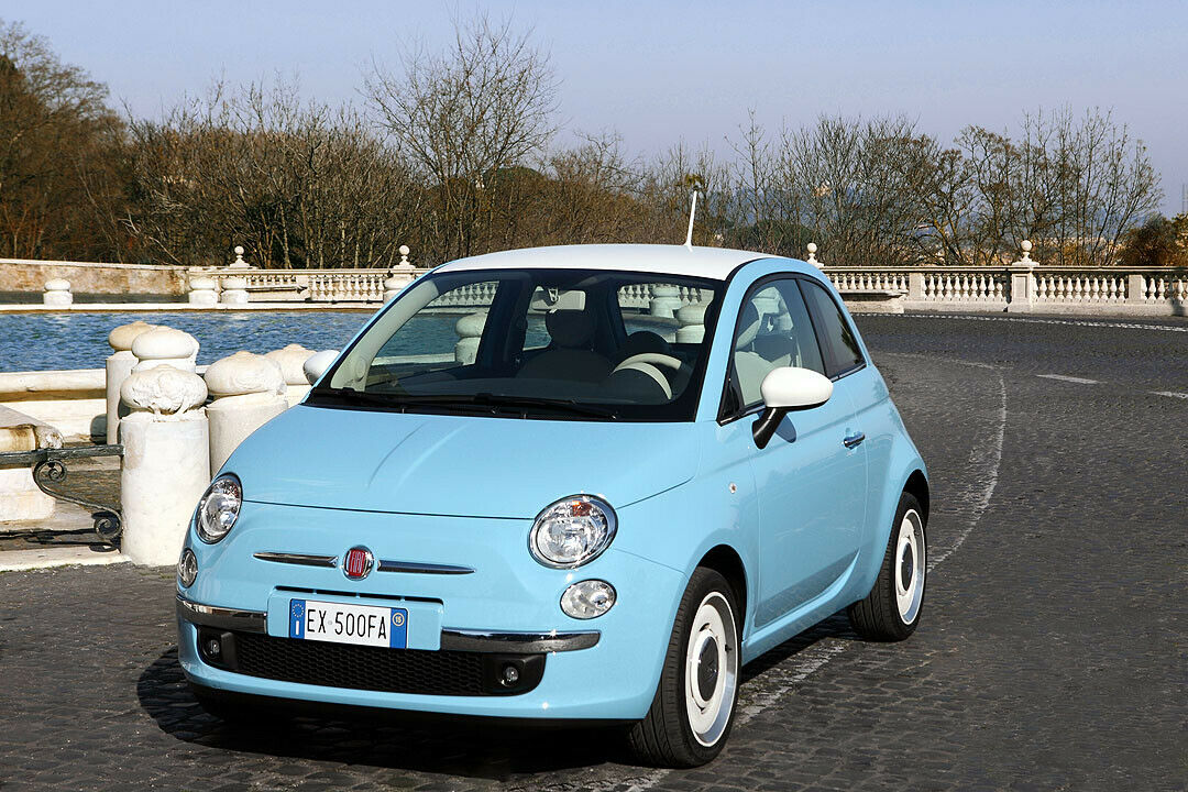 Auf den Retro-Motor mit 13,5 PS hat FIat natürlich verzichtet: Technisch entspricht alles dem aktuellen Serienmodell