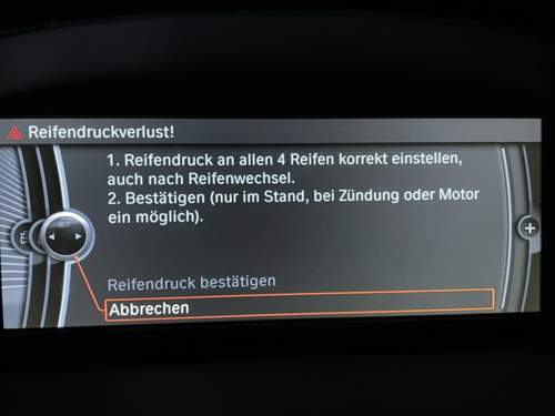 Initialisierung bleibt auch nach Motorstart und bewegen des Fahrzeuges inaktiv.jpg