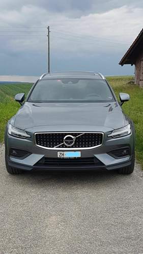 V60 CC Front