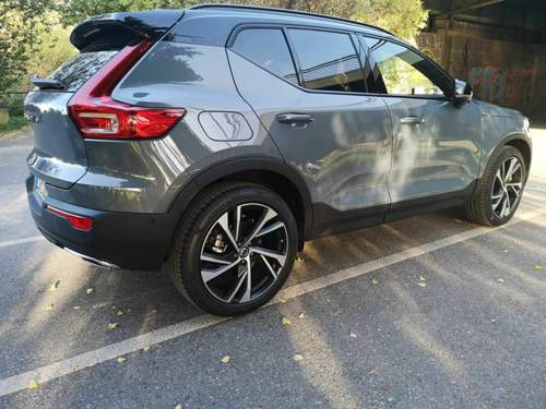 Xc40_r_t4_03