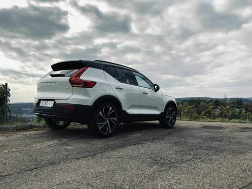 XC40