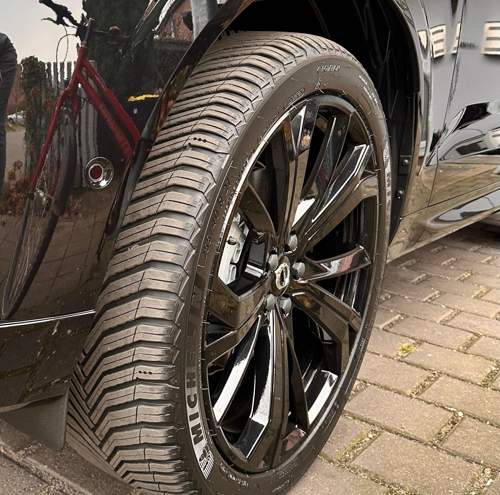 Cross Climate 2 SUV
