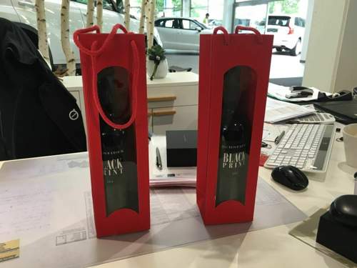 Farblich-passendes-geschenk