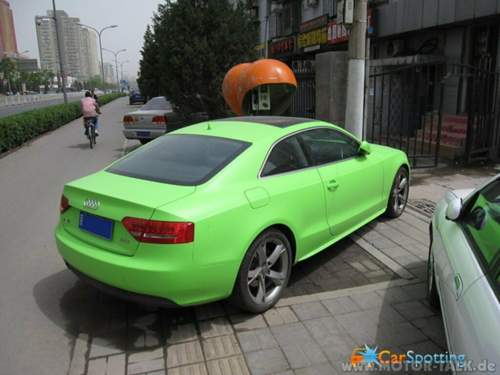 Audi-a5-gift-gr-n-45548-1
