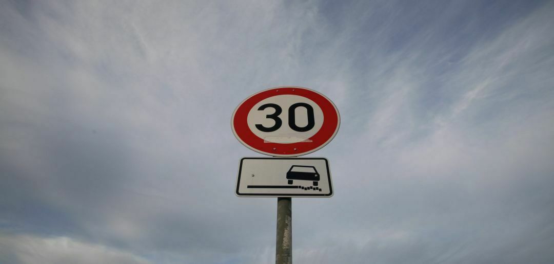 Tempo 30 in München: Das Umweltbundesamt befürwortet eine Ausweitung von Tempo-30-Zonen.