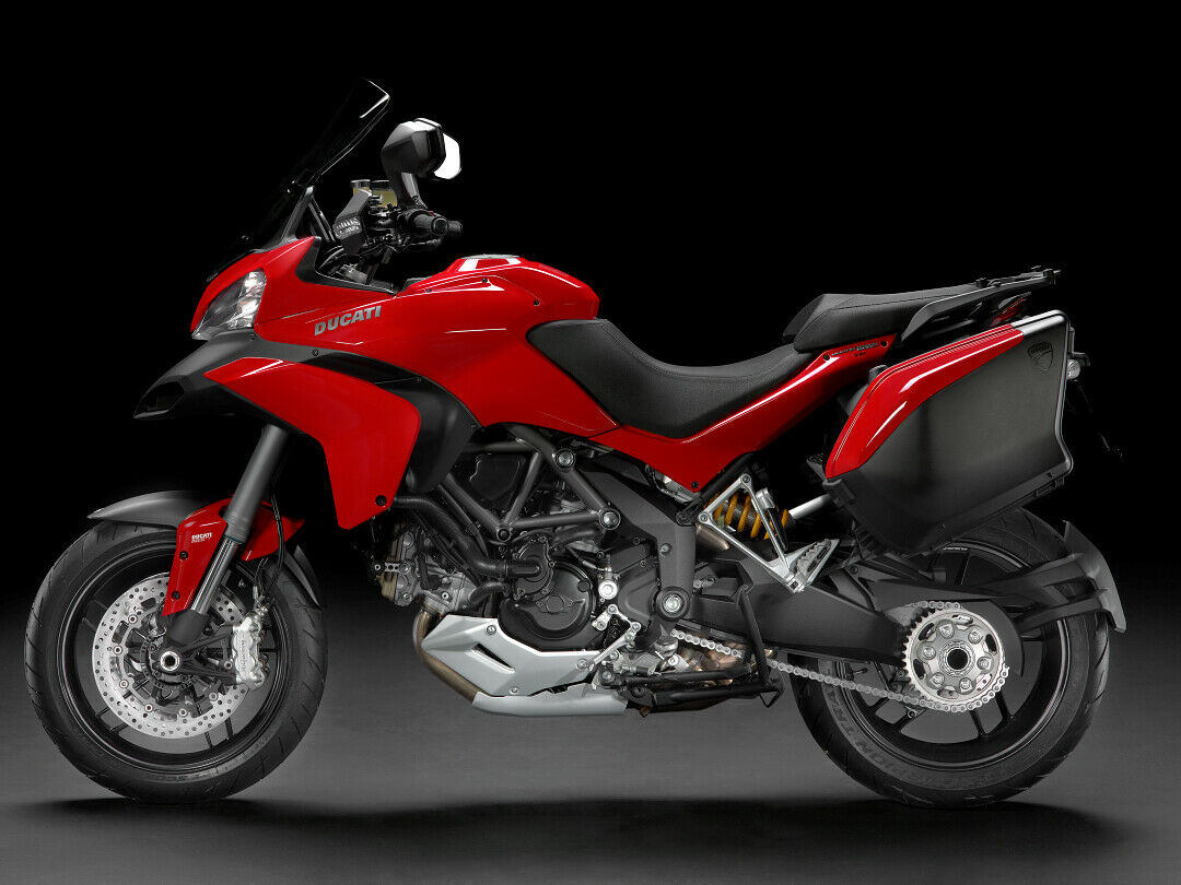 Ducati Multistrada: Die Steuerung des Airbags integrieren die Techniker ins Motorrad