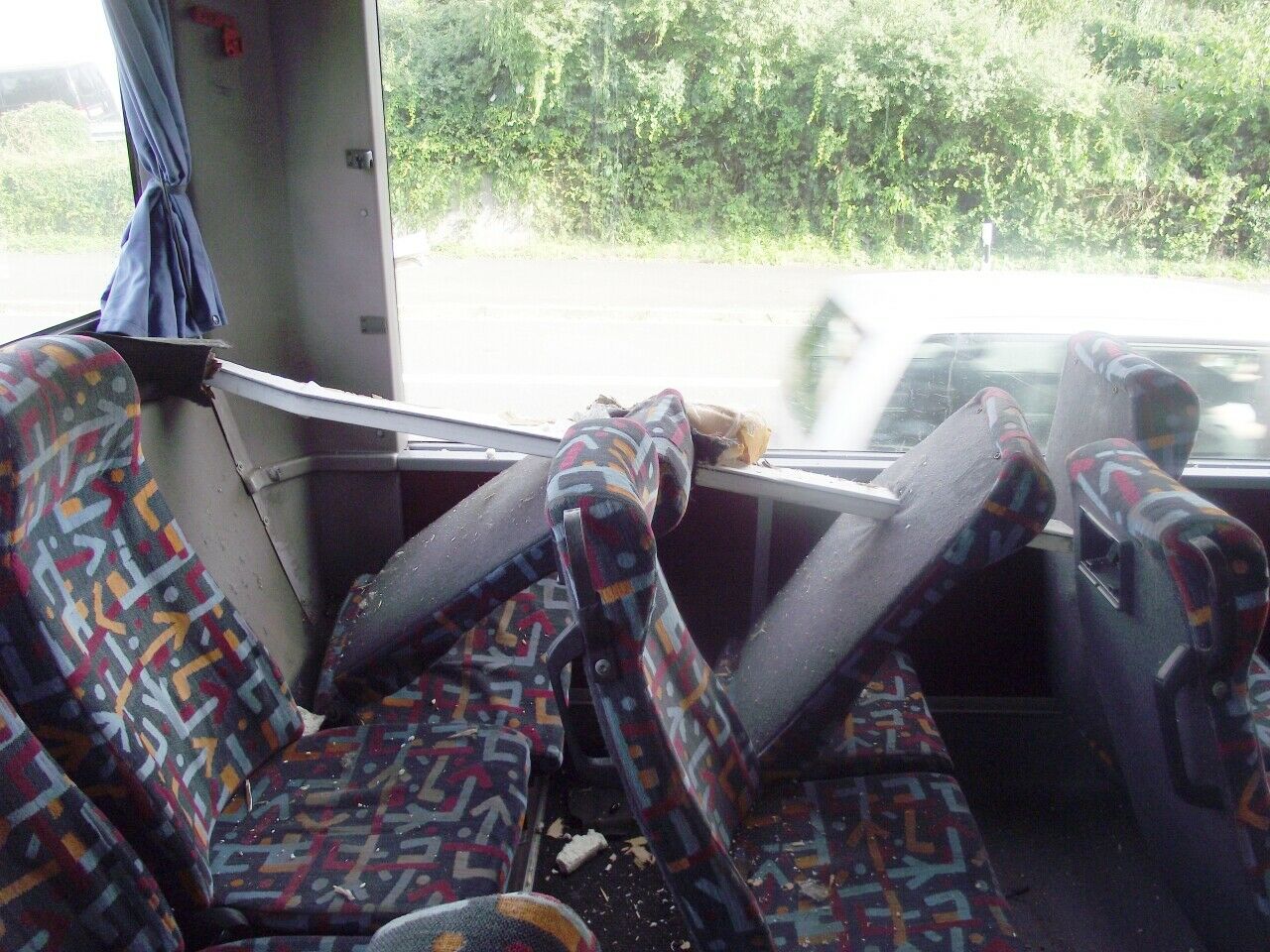 Die acht Fahrgäste im Bus blieben unverletzt