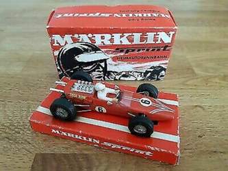 Maerklin-sprint-1307-formel-2-lola-bmw-rot-in