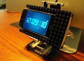 Lego-iphone-dock