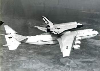 Antonov-an-225-with-soviet-space-shuttle-buran-on-top