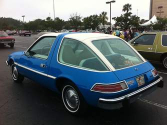 1976-amc-pacer-dl-coupe-blue-white-2014-amo-nc