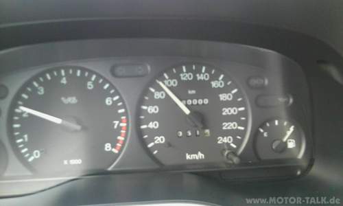 180000