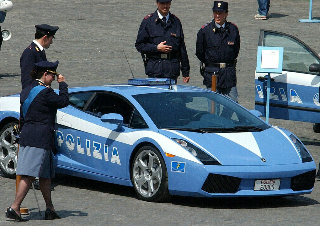 Ein Geschenk von Lamborghini: Zwei Gallardo für die italienische Polizei