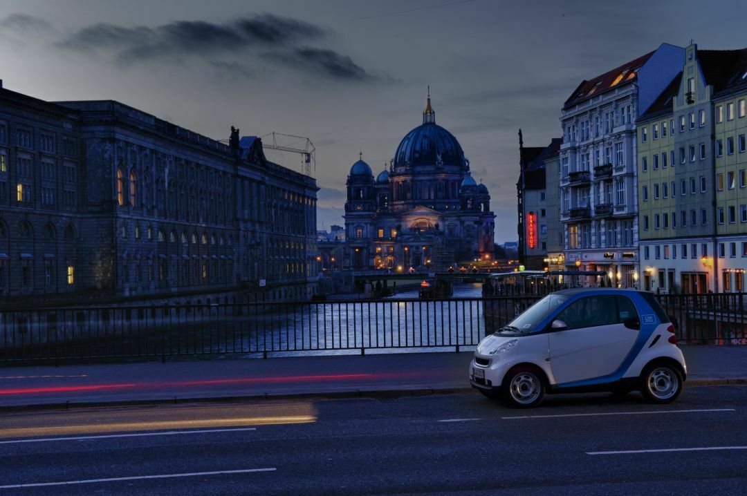 Car2Go-Smarts prägen das Stadtbild von Berlin, Hamburg, Düsseldorf, Köln und München