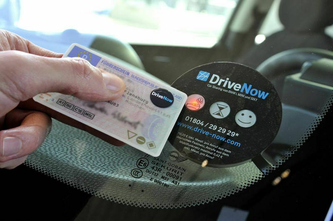 Die Autos lassen sich per Karte oder Chip öffnen