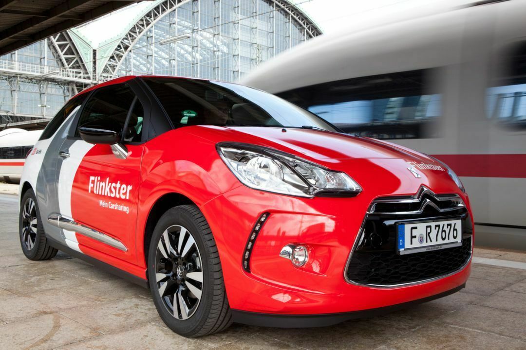 Auffällig unterwegs: Flinkster-Autos tragen Werbung