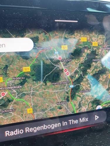 Googlemaps: Vollsperrung und Stau