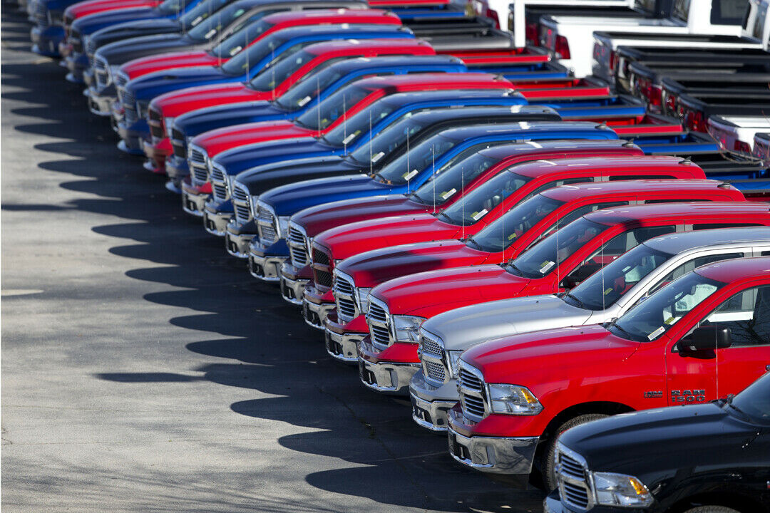 Billiger Sprit und niedrige Zinsen ließen die Nachfrage nach Pickup-Trucks und Geländewagen zum Jahresende in den USA deutlich anwachsen