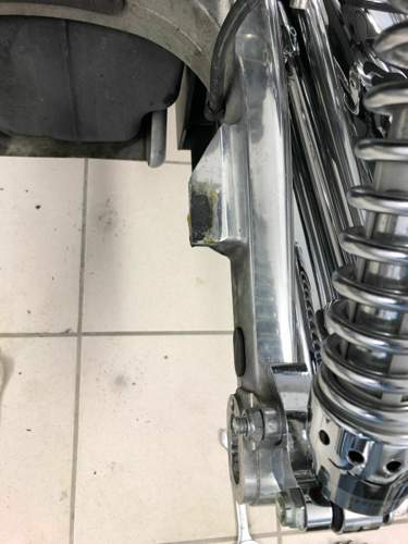 Bremssattelhalter abgeschnitten