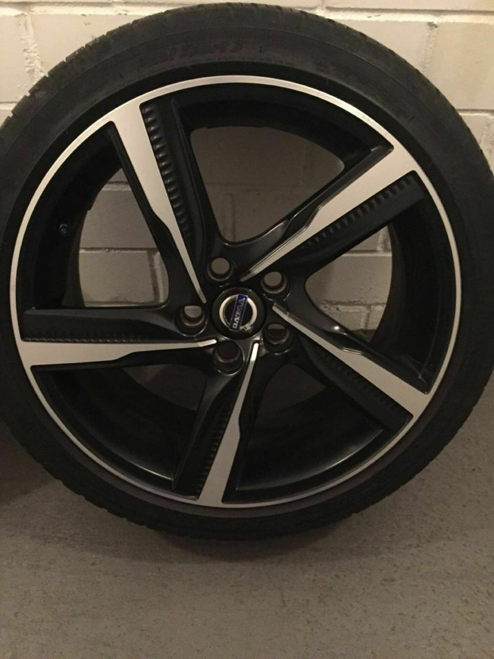 V40 II: Kleine Fragen die keinen eigenen Thread benötigen ;)
