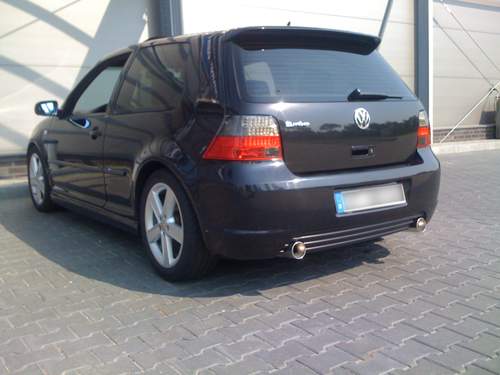 Golf IV im R32 Look