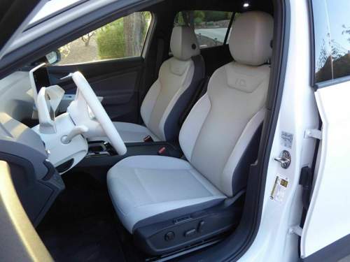 JDPA_2021 Volkswagen ID4 Interior Front Seats.jpg