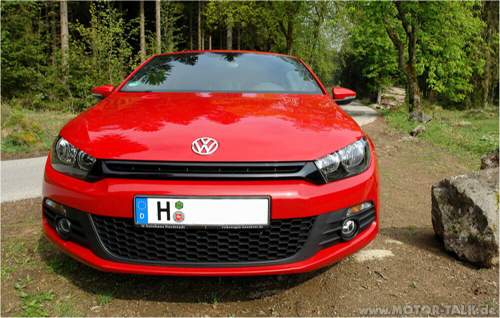 Scirocco-rot-wald-stein